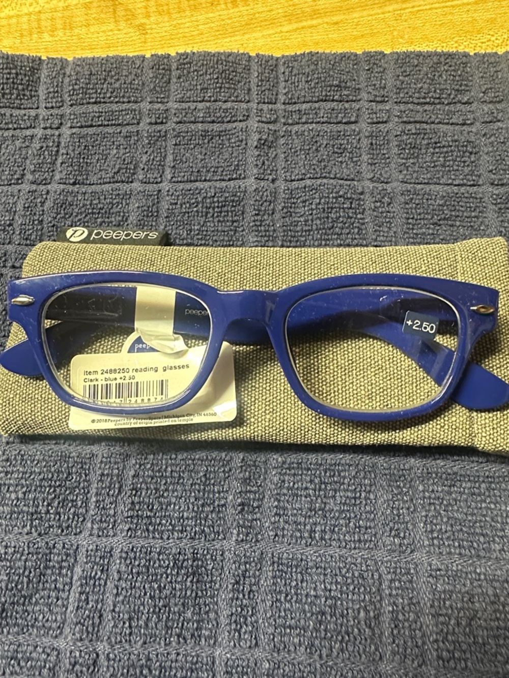 Peepers Blue Reading Glasses +2.50